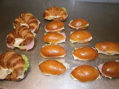 Croissants o medias noches rellenos
